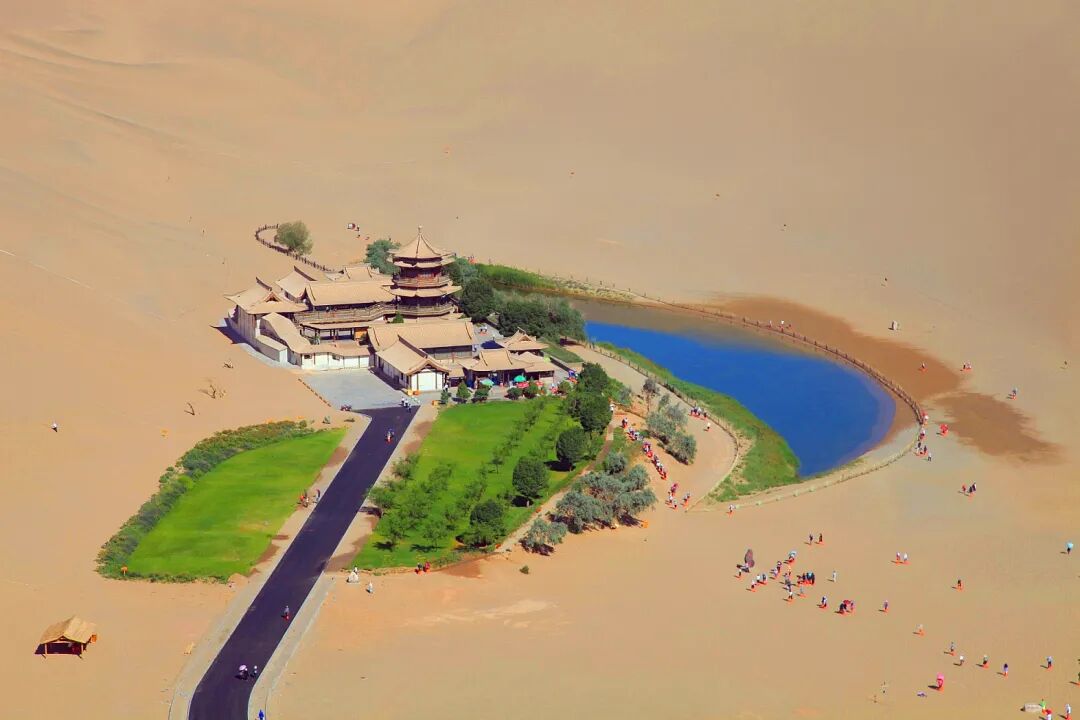 【鸣沙山月牙泉摄影图片】敦煌风光摄影_赶快生活_太平洋电脑网摄影部落